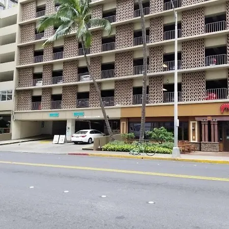 Ilikai Marina Studio City View Condos With Fully Equipped Kitchens & Free Wifi
